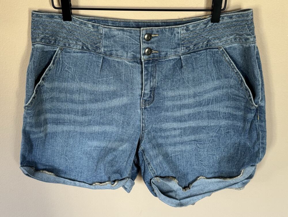 C Denim Womens Jean Shorts Blue Denim Stretch Size 16W Cuffed Bermuda Cut offs